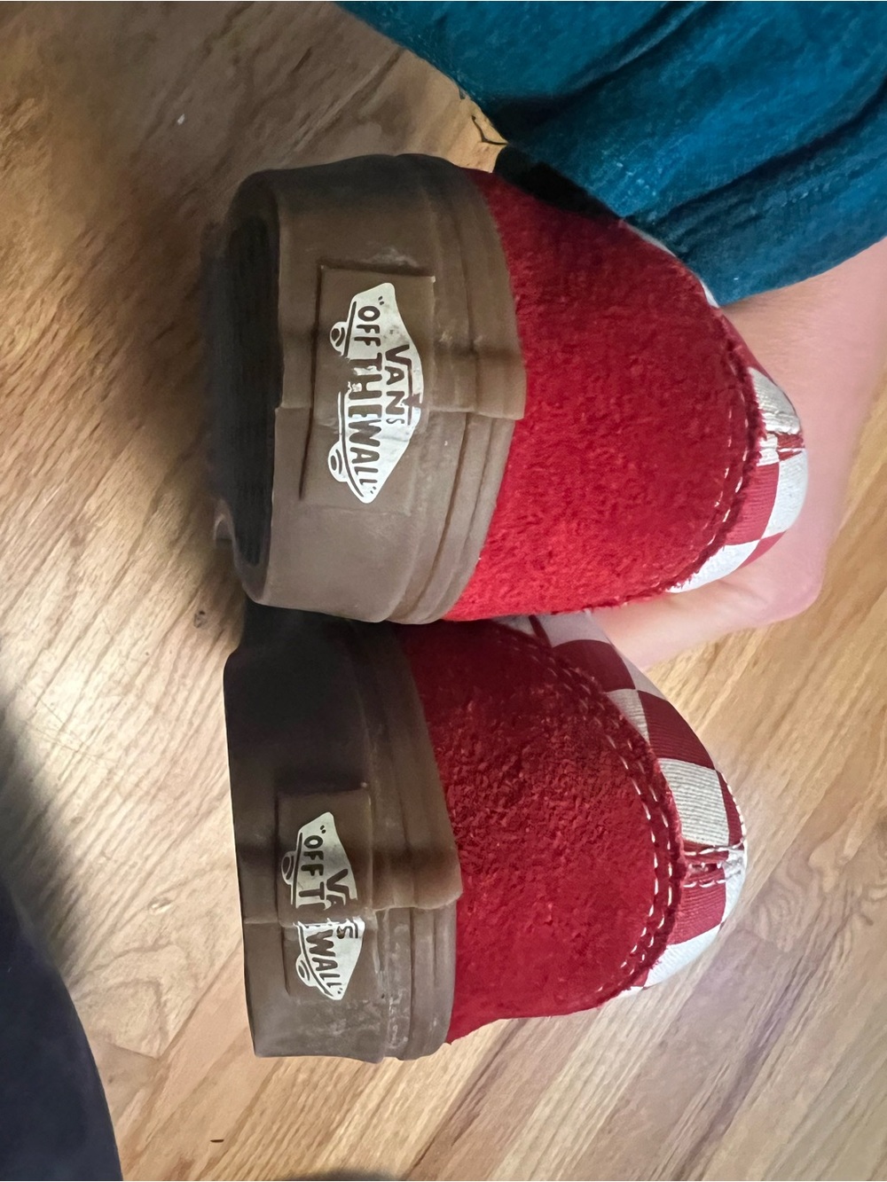 Vans Checkerboard Old Skool Red & White Skate Shoes - Picture 3 of 5